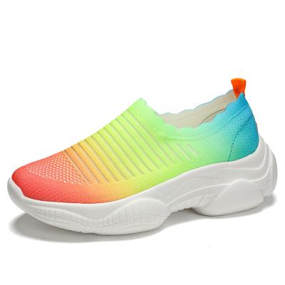 China XIDISO 2021 Fashion Trend Breathable Set Sports Shoes Female Foot Mother Travel Shoes Shape Breathable Lightweight Shoes for sale