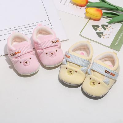 China Flatbed 2022 New Spring and Autumn Newborn Toddler Shoes Baby Shoes Soft Cotton Bottom Boys and Girls Cute Cartoon Children's Shoes for sale