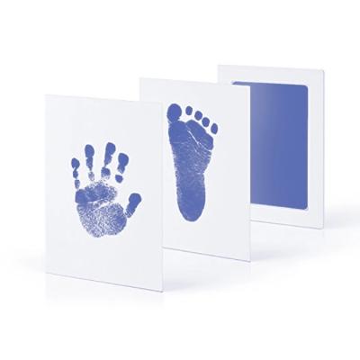 China Nice Newborn Non-Toxic Baby Handprint And Footprint Pad With Clean Touch for sale