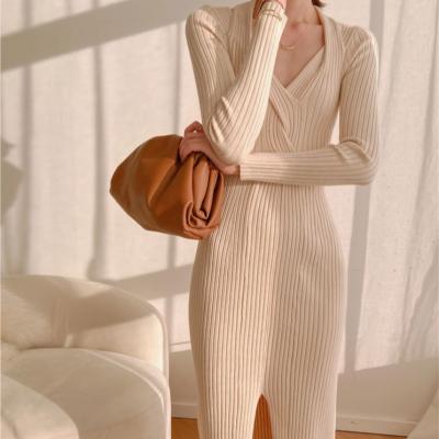 China New Design Anti-wrinkle V-Neck Twist Shoulder Split Knee Length Dress Women Mid Knitted Sweater Dress for sale