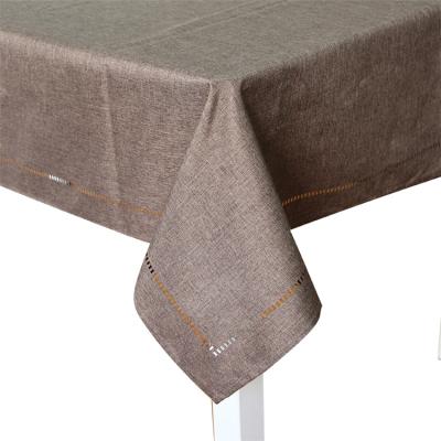 China Beautiful Wholesale Decoration TNT Non Woven Tablecloth High Quality Spun Polypropylene Bonded Fabrics Linen Table Cloth for sale