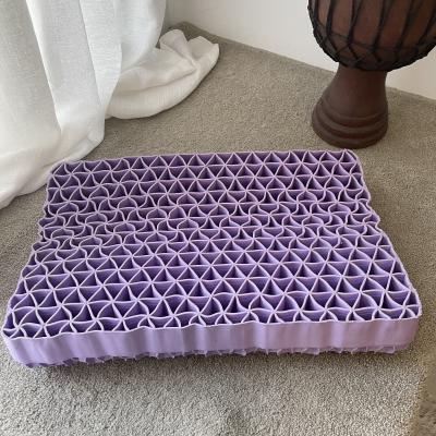 China Best Selling Memory Pillow Super Soft Pressure Releasing Strip Grid Gel Pillow for sale