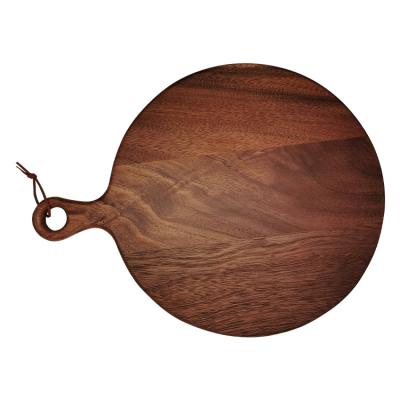 China Sustainable Premium Wooden Round Food Service Board Delicatessen Serving Board With Handle Custom for sale