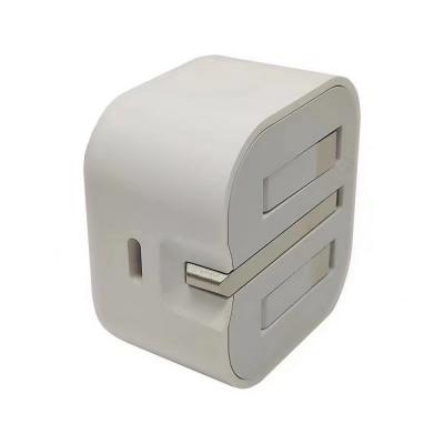 China 18W British standard PD charger charging head for iphone11 Apple charger for sale