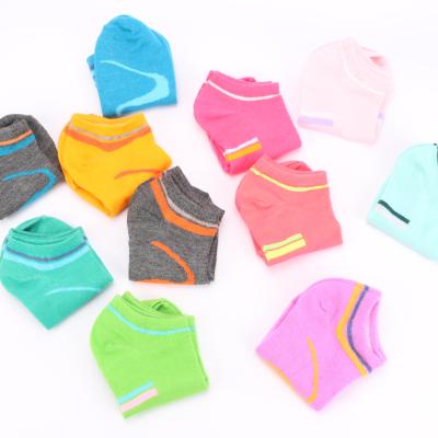 China Wholesale QUICK DRY 100% White Color Cotton Spandex Socks Girls Refine School Loose Girl Women Stripe Custom Athletic Socks for sale