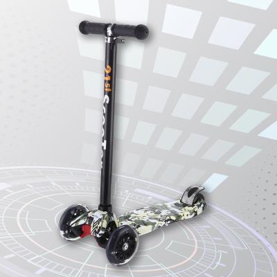 China Handlebar Height Adjustable Best Selling Customized Graphics Flexibility Good Fun Playing Height Adjustable Wheel Kids Flash Scooters for sale