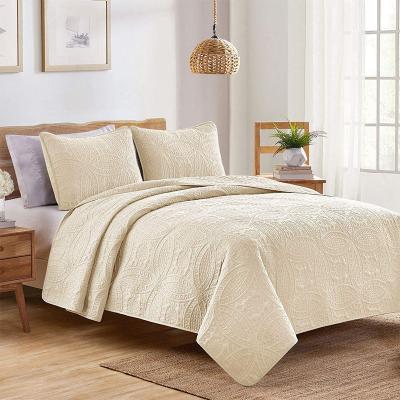 China Home Good Quality Hot Selling Minimalist Style Soft And Breathable Bedspread Bedroom Set for sale