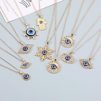 China FASHIONABLE Turkish Blue Eye Alloy Necklace Pendant Devil's Eye Necklace for sale