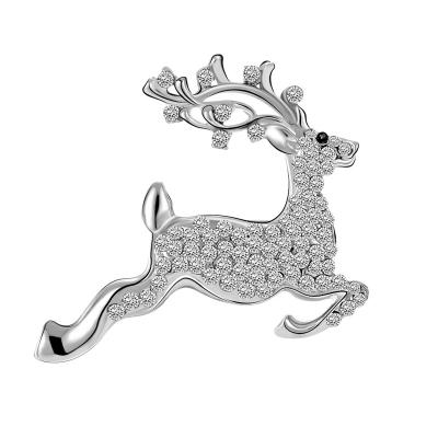 China Elegant Christmas Gift Crystal Rhinestone diamond deer bodice anorak ornaments sika deer brooch full for sale