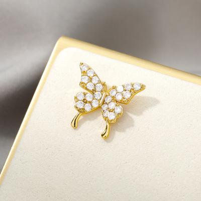 China Brass Material Fashion New Tasty Diamond-studded Creative Exquisite Women's Insect Corsage Butterfly Brooch Pin for sale