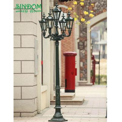 China Hot Selling Rust Proof Sindom Antique Outdoor Metal Led Street Garden Post Light For Lighting for sale