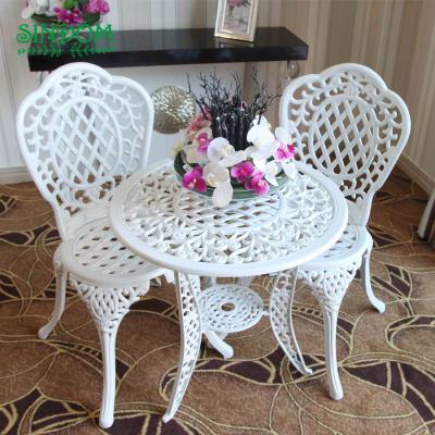 China EUROPEAN Contemporary Outdoor Aluminum Dining Table And Chair Set Furniture for sale