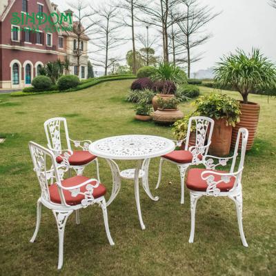 China EUROPEAN modern luxury outdoor lawn coffee table and chair aluminum furniture for sale