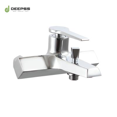 China Without Slide Bar New Arrival Good Quality Bathtub Wall Mounted Mixer Tap Hot Cold Water Brass Mixer Taps for sale