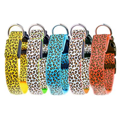 China Sustainable Wholesale Fashion Leopard Spotted Fluorescent Lines LED Flash Dog Pet Collar for sale