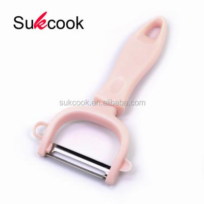 China Multifunctional plastic pink kitchenware sustainable tools vegetable and firut peeler for sale