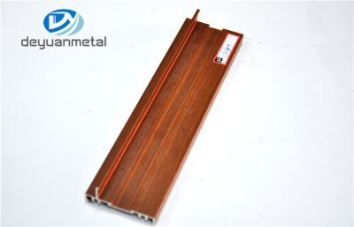 China Perfil de aluminio de Windows del grano de madera 6063 T5 para el sitio del hogar y de la oficina en venta