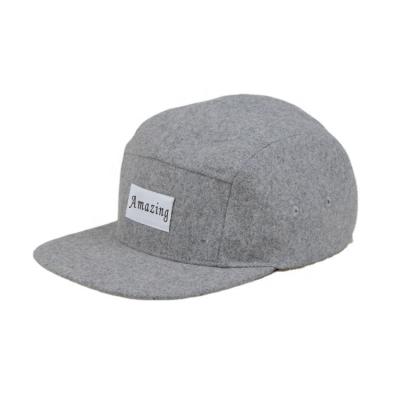 China COMMON Custom Design Label Mens Woven Woolen 5 Panel Snapback Hats 5 Hats With Gray for sale