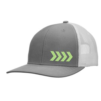 China Free Sample 2021 COMMON Custom Embroidery Curved Brim Mesh Cap Wholesale Trucker Hat for sale