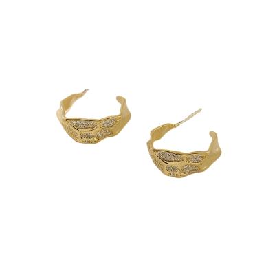 China FASHIONABLE Hyacinth 925 Sterling Silver 14K Gold Plated Small Uneven Fold Circle Hammered Earrings for sale