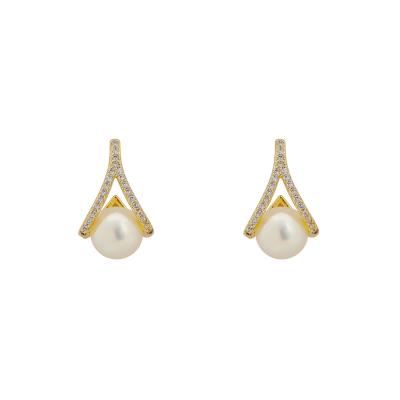 China Office / Career Hyacinth Light Luxury 925 Silver Needle Exquisite Zircon Inlaid Pearl Soft Earrings for sale