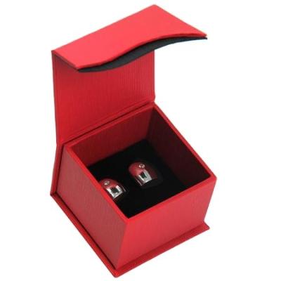 China Red Magnetic Cardboard New Product Fashion Cardboard Special Earring Box for sale