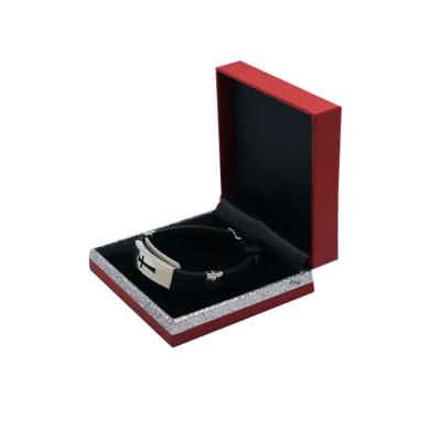 China Handcrafted Crocodile Design OEM Bangle Jewelry Storage Box Leatherette Bangle Box for sale