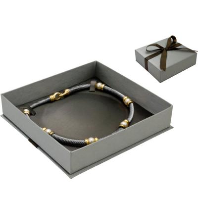 China Packed in paper steel gray thick card stock in leatherette necklace box for sale