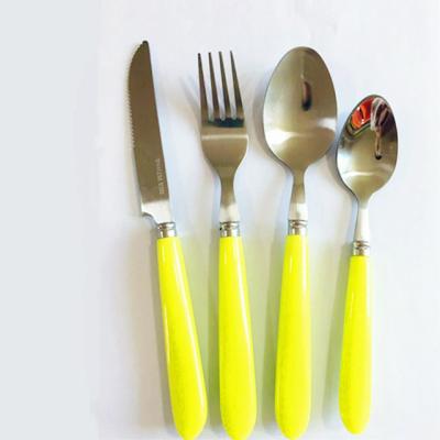 China 2020 Viable New Cutlery Set 16 Pcs Handle Plastic Fork Spoon Wholesale Flatware Set for sale