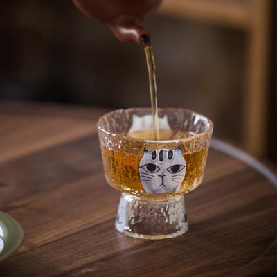 China 2022 food grade handmade cat ice cream cup manufacturers safe wholesale creative japanese style thick glass cup high-foot for sale