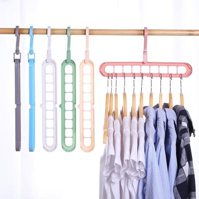 China Modern Multifunctional Clothes Drying Rack Color Hanger Scarf Plastic Hangers for sale