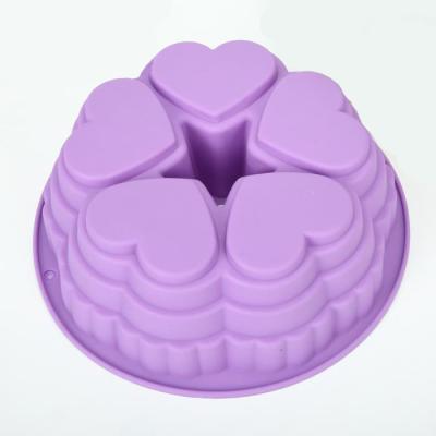 China Food Grade Silicone Cake Mold Kitchen Heat Resistant Heart Tray Oven Baking Bakeware for sale