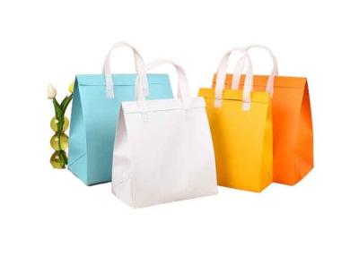 China Custom Insulated Non Woven Cooler Lunch Bags With Silk Screen Printing for sale