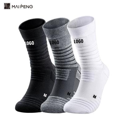 Chine Logo personnalisé chaussettes de basket-ball rembourrées chaussettes de coton rembourrées pour hommes à vendre