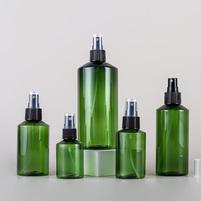 Cina Bottiglia fine di plastica riutilizzabile verde dello spruzzo della foschia della bottiglia 100ml 50ml 150ml 200ml 500ml della pompa per pittura disinfettante in vendita