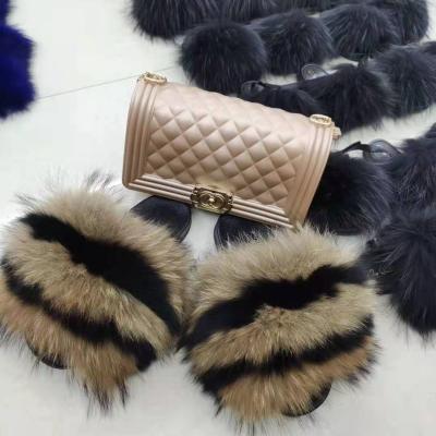 China CUSHIONING New Handbags & Slippers, Colorful Slippers & Matching Bags, Ladies Bags & Slippers Raccoon Fur Slides for sale