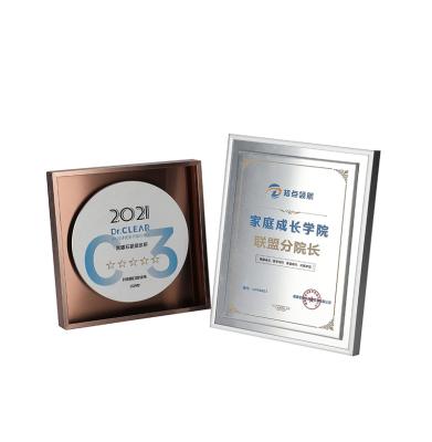 China Marriage favors & Bridal Party Gifts Free Size Blank Metal Plague With Logo Customized With High Quality for sale