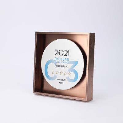 China Marriage favors & 2023 Bridal Party Gifts New Arrival Metal Design Shape Aluminum Alloy Award Trophy Blank Sublimation Awards Plaques for sale