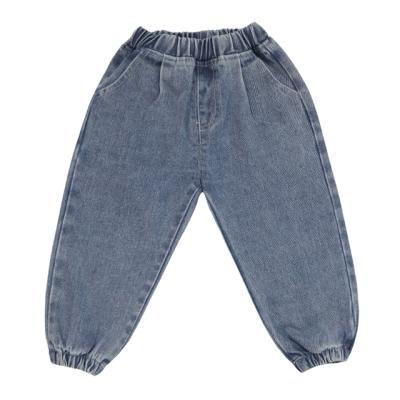 China Children's breathable pants 2020 boys and girls children's jeans autumn new children's clothing tied feet pants for sale