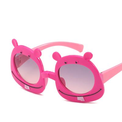 China Fashion sunglasses fashion cute trendy kids cartoon high quality animal kids sunglasses sunwear for sale