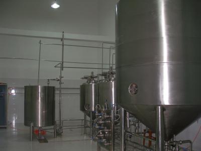 Chine Équipement industriel de bière d'équipement de brassage du SUS 304 garantie de 1 an à vendre