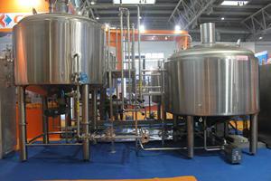 Chine Concevez la brasserie en fonction du client électrique de chauffage du feu direct d'usine de microbrasserie de la brasserie 7bbl à vendre