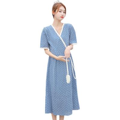 China Anti-Static Women's Summer Seaside Holiday Floral Dress Bubble Sleeve V-Neckline Slim Medium Skirt Retro Blue Short Round Neck Long Sleeve for sale