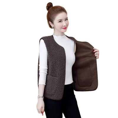 China Anti-wrinkle station European women's spring vest and autumn style thin wear the new outside, burst the foreign style fashion lambswool vest for sale