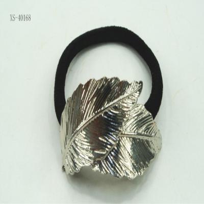 China Silver Leaf Rope Hair Band Charm Leaf Hair Decoration Girls Women Metal Ponytail Holder Elastic Ponytail Holder for sale