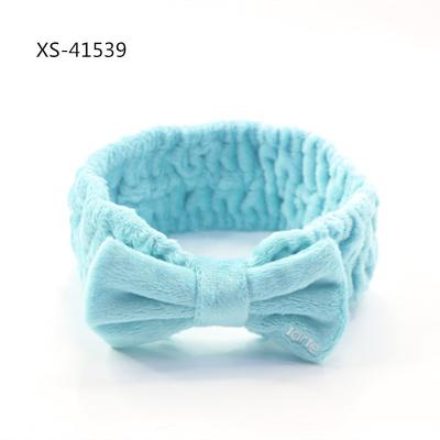 China Fashion New Product Embroidered Winter Makeup Bow Velvet Logo Turban Head Wrap for sale