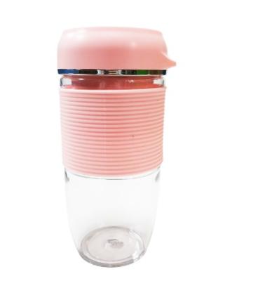 China Outdoor Personal Mini Juice Blender USB Charger Portable Fruit Beauty Portable USB Blenders for sale