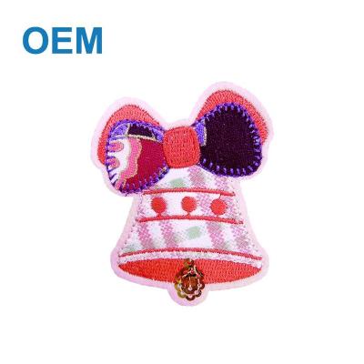 China Viable Butterfly Sequin Patches Aufnaher Sears Free Sample Letter Embroidery Custom Embroidery Applique Patch for sale