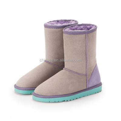 China Waterproof 2022 Latest New Arrival Double Color Fashion Sheepskin Stylish Women Snow New Colorful Boots Snow Boots For Women for sale