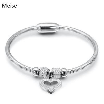 China Yiwu Meise Women's Other Women's Snake Chain Crystal Heart Charm Bangle Magnetic Clasp Zircon Heart Stainless Steel Bracelet YY583 for sale